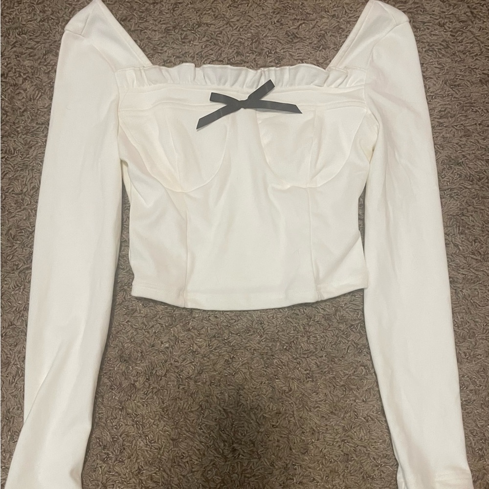 Elegant White Long Sleeve Top with Black Bow